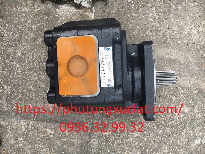 Bơm-Thủy-lực-xúc-lật-XCMG-LW300F