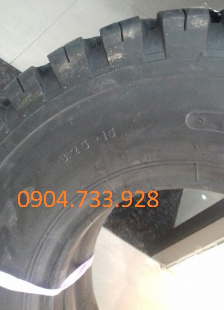 lốp xe nâng 825-15 Thái lan